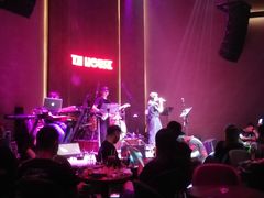 -TZ House音乐现场(来福士中心店)