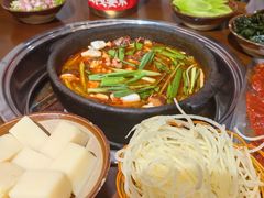 -黔有有贵州酸汤夺夺粉火锅(五味十字店)