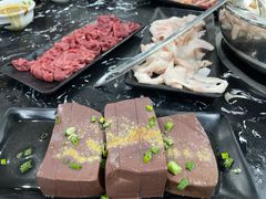 -牛一煲美食(江高店)