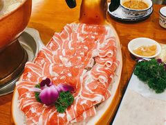 特色经典羔羊肉-乐宴·老北京铜火锅(桂庙店)