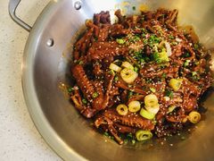 经典中翅鸭爪爪-张大师鸭爪爪特色干锅(南湖店)
