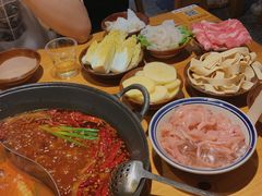 -乐闹闹重庆火鍋(民治店)