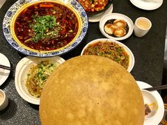 -万重锦·人文川菜馆(骡马市店)