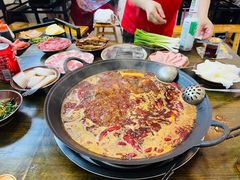 -黄潇洒老火锅(九眼桥宏济巷店)