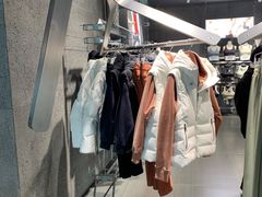 -迪桑特DESCENTE(北京三里屯BLANC店)