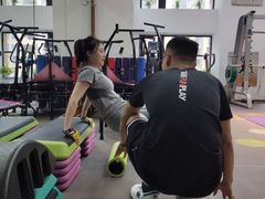 -悦耐私教健身馆(保利中心店)