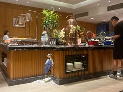 -安徽饭店·白鹭阁自助餐厅(梅山路店)