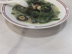 -明本湛江鸡•海鲜小厨(陈家祠店)