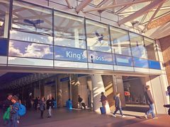 -九又四分之三站台哈利波特商店