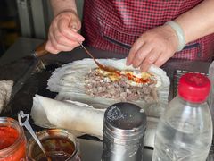 臭豆腐油氽果春饼-老汪猪头肉春饼店