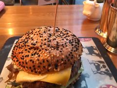 -FAT COW(虹梅路店)