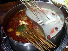 鸳鸯锅底-乐山串串香老火锅(鼓楼店)