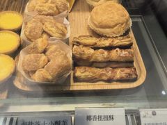 -芳叔(动漫星城店)