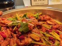 -涨巢·潮玩水疗局