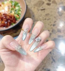 -斯馨·健康美甲美睫