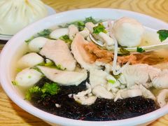 -老滕家过桥米线(金鱼胡同店)