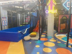 -动力星球家庭亲子游乐中心