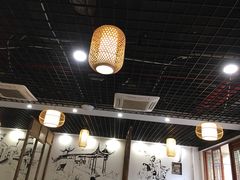 -黄桷树曹家私房菜(江与城店)