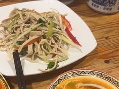 -西部马华清真兰州牛肉面·烧烤夜市(关东店)