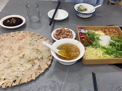 -官塘陈记鱼生·潮汕砂锅粥·牛肉火锅(潮枫路总店)