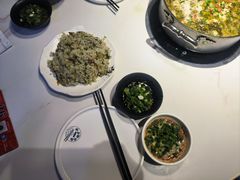-德林酸菜鱼火锅(南丹店)