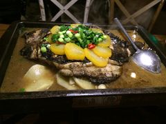 萝卜烤鱼-探鱼·鲜青椒爽麻烤鱼(领展购物广场店)