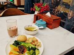 -康乃馨保健中心(第十一分店)