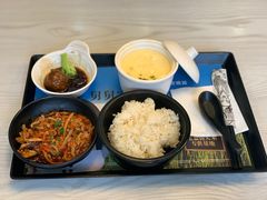 -老娘舅餐厅(黄龙体育中心店)