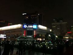 -上海站南广场-停车场