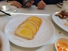 万龙洲招牌扣卤肉配馒头片-万龙洲海鲜(广渠门店)