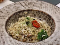 -露露家咖啡店