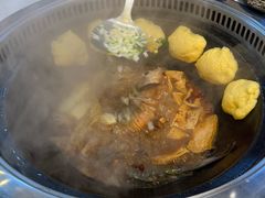 -哈尔滨烧烤·山河村铁锅炖(交大店)