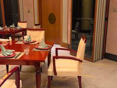 -粤尚腾香居中餐厅(首都机场希尔顿店)