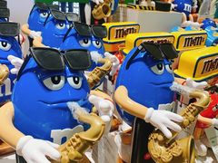 -m豆巧克力世界(上海世茂广场店)