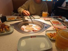 -佰烧海鲜烤肉火锅自助(世茂国际广场店)