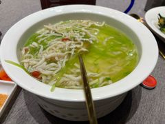 -鹊华居·地道鲁菜·海鲜·融合味(大明湖店)