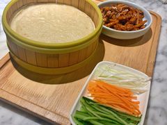 京酱肉丝夹饼-小菜园新徽菜(苏州繁花中心店)