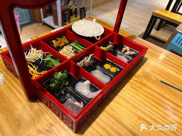 勺子米线·云南传统小吃市集(四方街店)图片