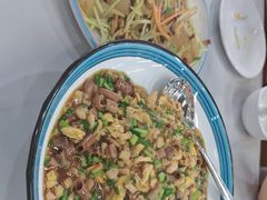 -一口猪海鲜浑锅·东北家常菜