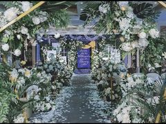 -臻爱婚礼嫁衣美妆