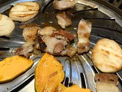 -木槿花韩式炭烤·熟成肉工坊(孙文东路店)