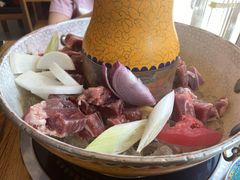 -毛辣果·贵州红酸汤牛肉火锅(西单店)