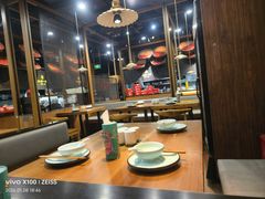 -九锅一堂酸菜鱼(新南凯德直营店)