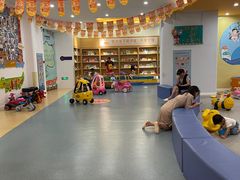 -戊辰亲子游泳俱乐部