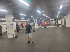 -FIGHTMAN格斗俱乐部(长宁临空店)