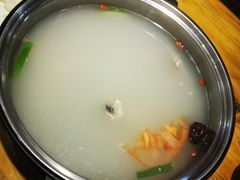 -风情丽江斑鱼火锅(孙家沟西南路80号店)
