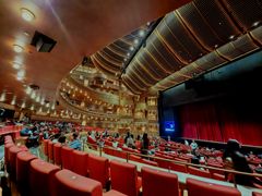 -交通银行前滩31演艺中心