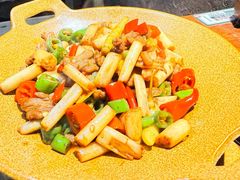 藕带黄牛肉-马灯部落·西湖边的创意山景餐厅(虎跑动物园店)