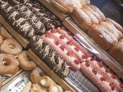 -巴黎贝甜(大宁国际商业广场店)