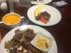 -武汉世茂希尔顿酒店·汇·全日餐厅